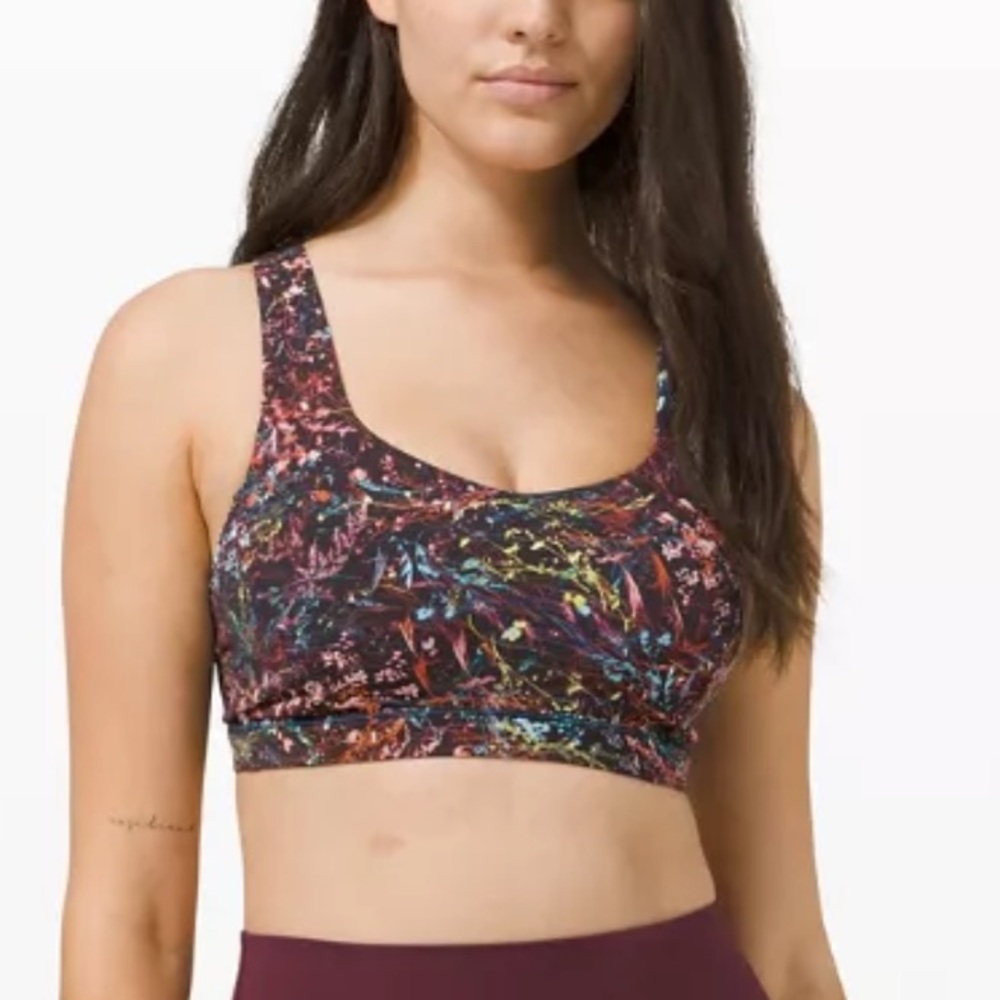 Lululemon Free to be Serene Bra